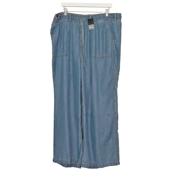 Torrid Blue Chambray High Rise Pull-On Lightweight Jeans - Size 18-20 - NWT - Picture 2 of 6